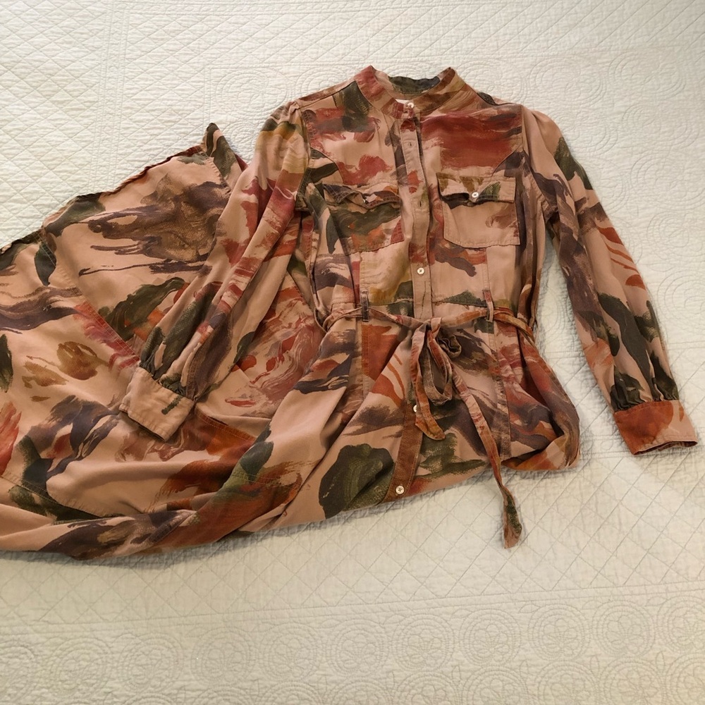Adriano Goldschmied Sable shirt dress. Size small.